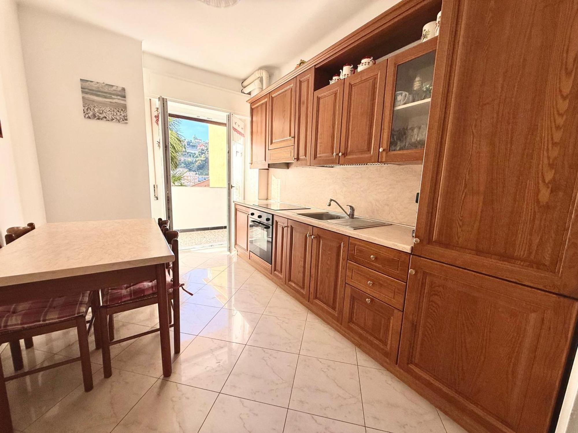 Appartamento Il Giardino Del Comandante - Trilocale Con Garage Sanremo Esterno foto